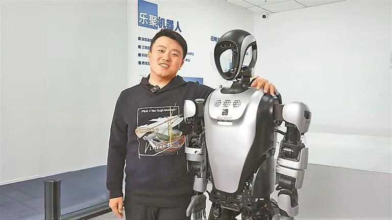 乐聚机器人董事长冷晓琨：从“拆机少年”到人形机器人领跑者-民营企业家典型事迹-深圳市发展和改革委员会网站