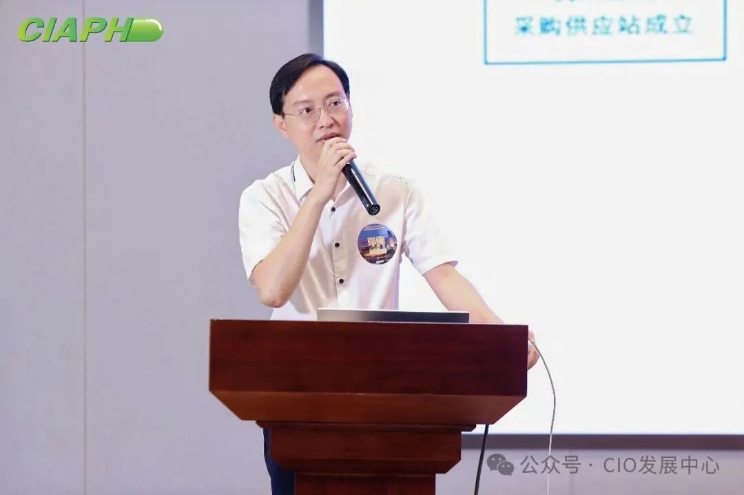 郑钧.jpg