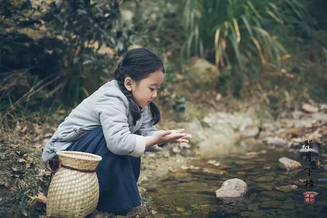 如何擺脫單身  父母尚在茍且，你卻在炫耀詩和遠方 情感 第5張