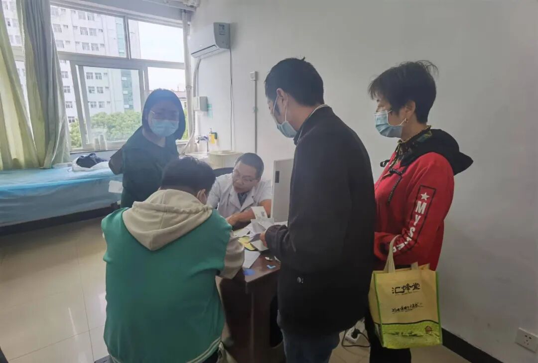 医院托管是什么意思“省县直通+融合”：走进托管后的江西省人民医院进贤医院_https://www.jmylbn.com_新闻资讯_第7张