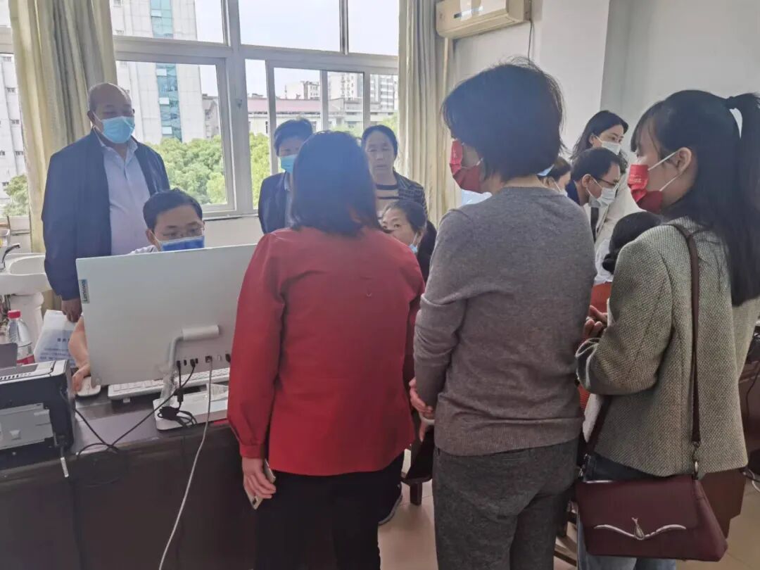 医院托管是什么意思“省县直通+融合”：走进托管后的江西省人民医院进贤医院_https://www.jmylbn.com_新闻资讯_第11张