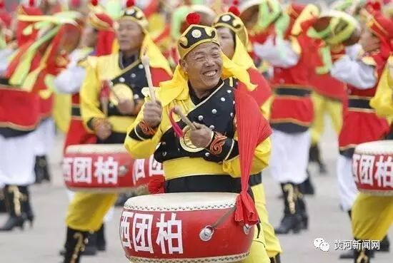 山西威风锣鼓队的视频_山西威风锣鼓简笔画_山西威风锣鼓