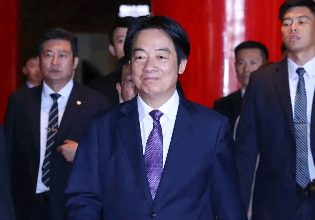 台当局赴美花百亿采购引岛内愤怒