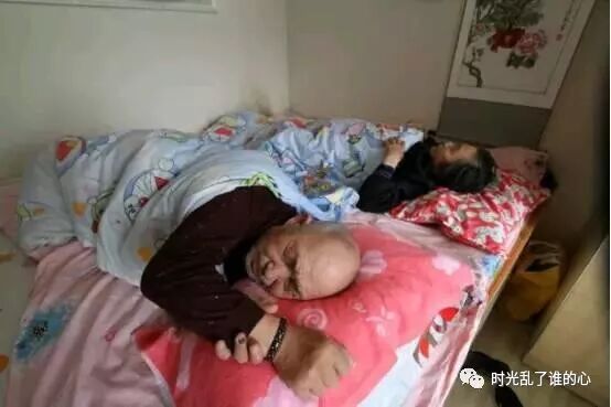 为啥东北睡炕都是全家一起 新婚夫妇不觉得别扭 今天终于明白了 时光乱了谁的心 微信公众号文章阅读 Wemp