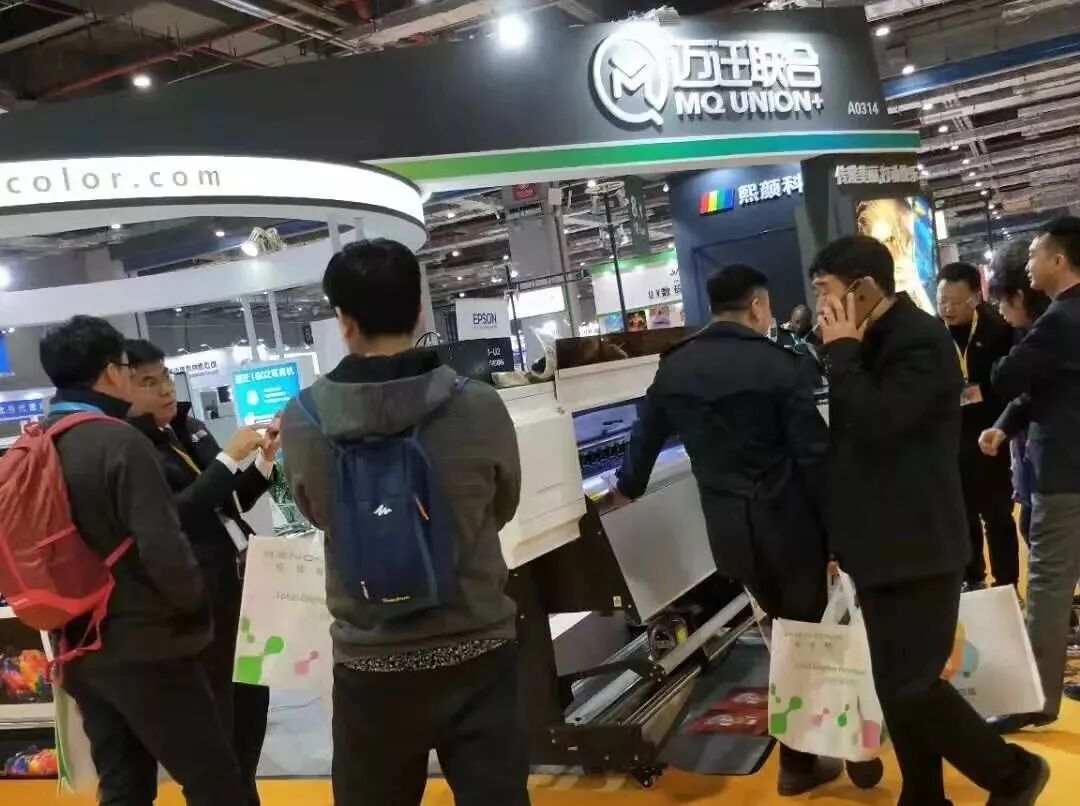 这台口碑爆棚的UV打印机，配置不输5米机，价格还亲民！「详细介绍」(图5)