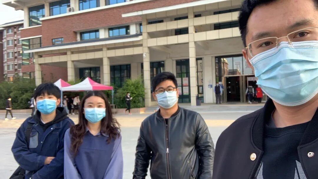 å›¾ç��‡