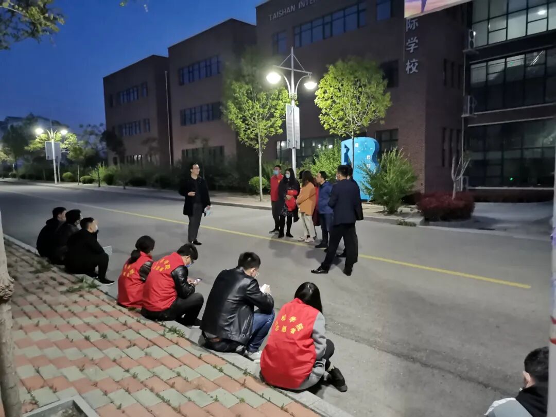 å›¾ç��‡