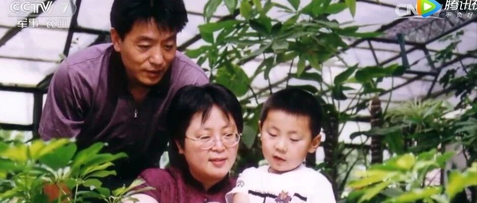 疫苗终于要来了！54岁陈薇半年白头，看到他的儿子后，大家沉默了…