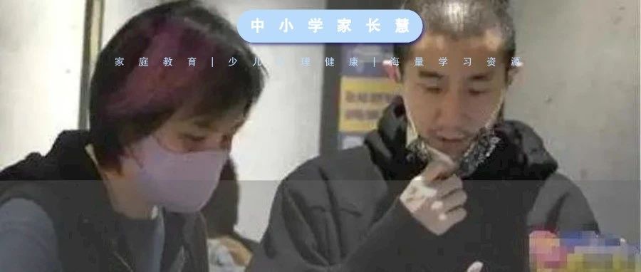 成龙儿子出狱后憔悴近况曝光，揭开教育真相：家有男孩，爸爸需要更努力