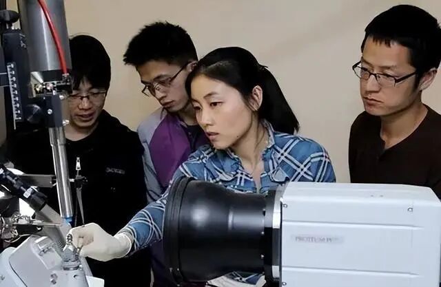 中国最强闺蜜颜宁和李一诺，活出了女性最羡慕的模样