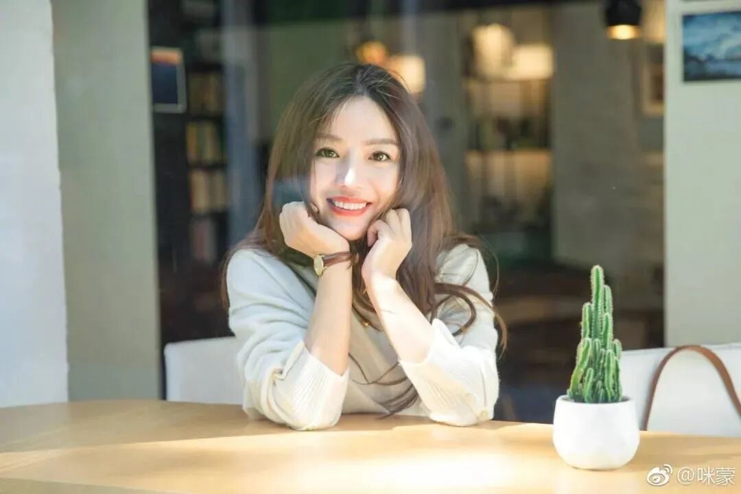 北京夫妻踩中短剧风口，单月进账4亿多