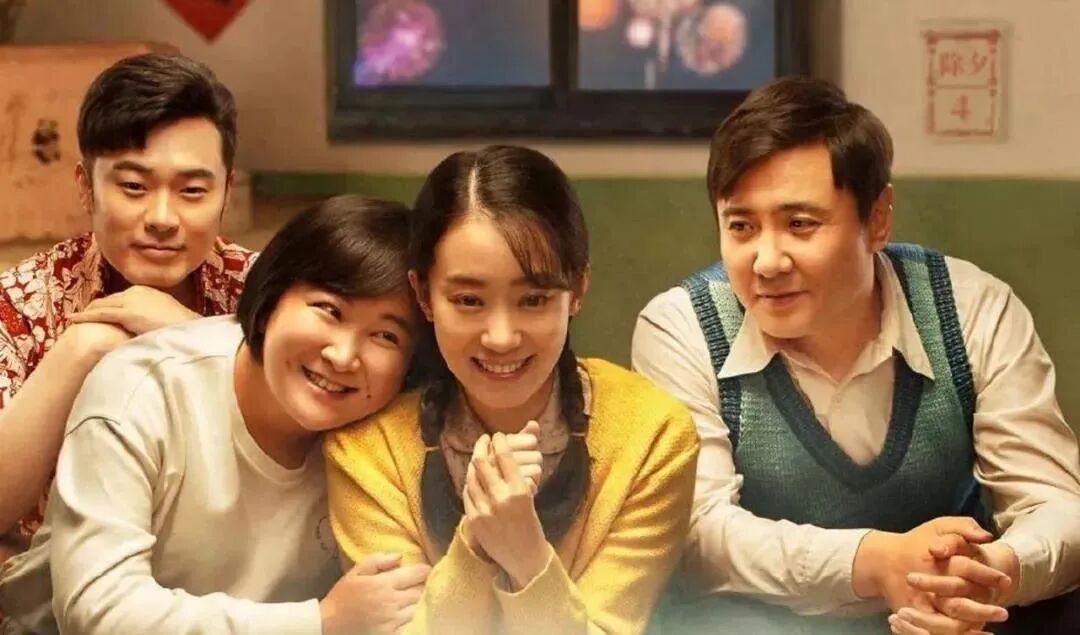 震撼！贾玲暴瘦100斤，公开露面颜值逆天，网友：不敢相信！