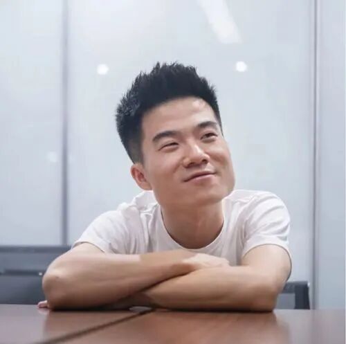 20天卖8.8亿！董宇辉碾压小杨哥，新晋“抖音一哥”