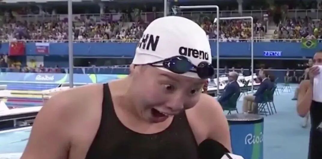 整容的网红！吴艳妮抢跑后还能“表演”多久？