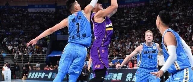 【热博玩球攻略】首钢成绩落后，交战占上风@主1.06