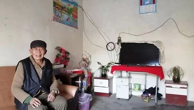 摄影:赵孟记者 | 赵孟相比b站up主"墨茶official"