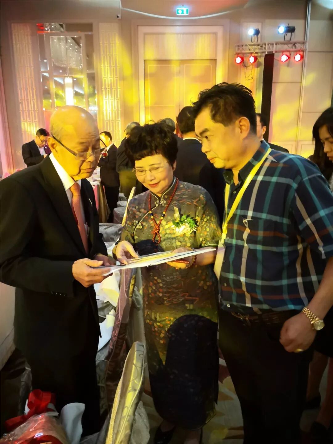 四川省传统文化促进会张丽君会长应邀参加泰中艺术家联合会成立二十周年庆典(图12)