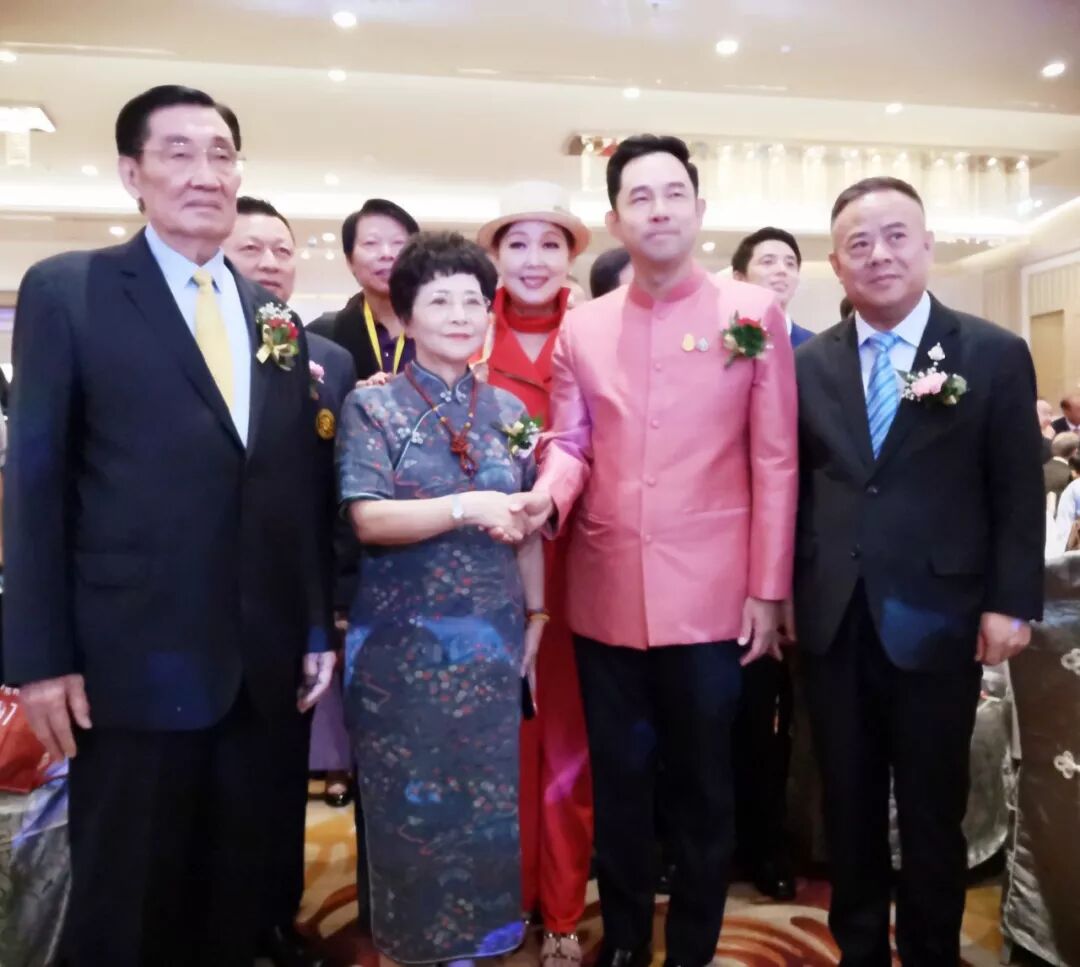 四川省传统文化促进会张丽君会长应邀参加泰中艺术家联合会成立二十周年庆典(图8)