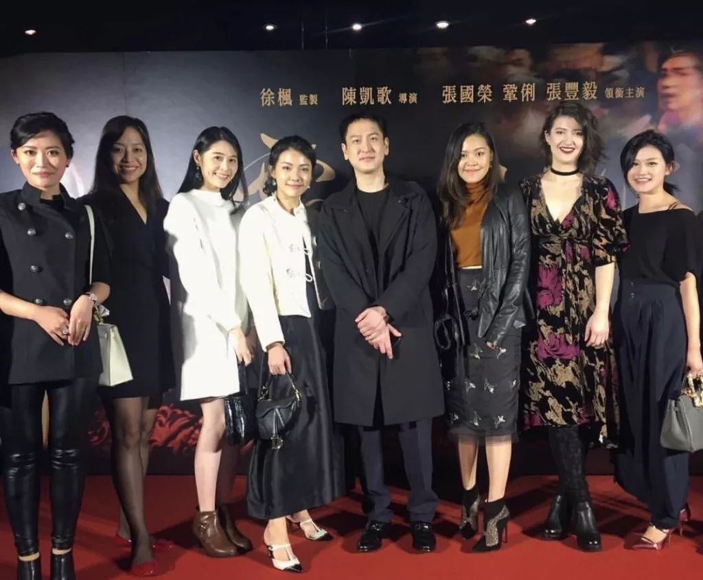12月14号,《霸王别姬》修复版在台湾上映,汤珈铖到台湾参加了首映式