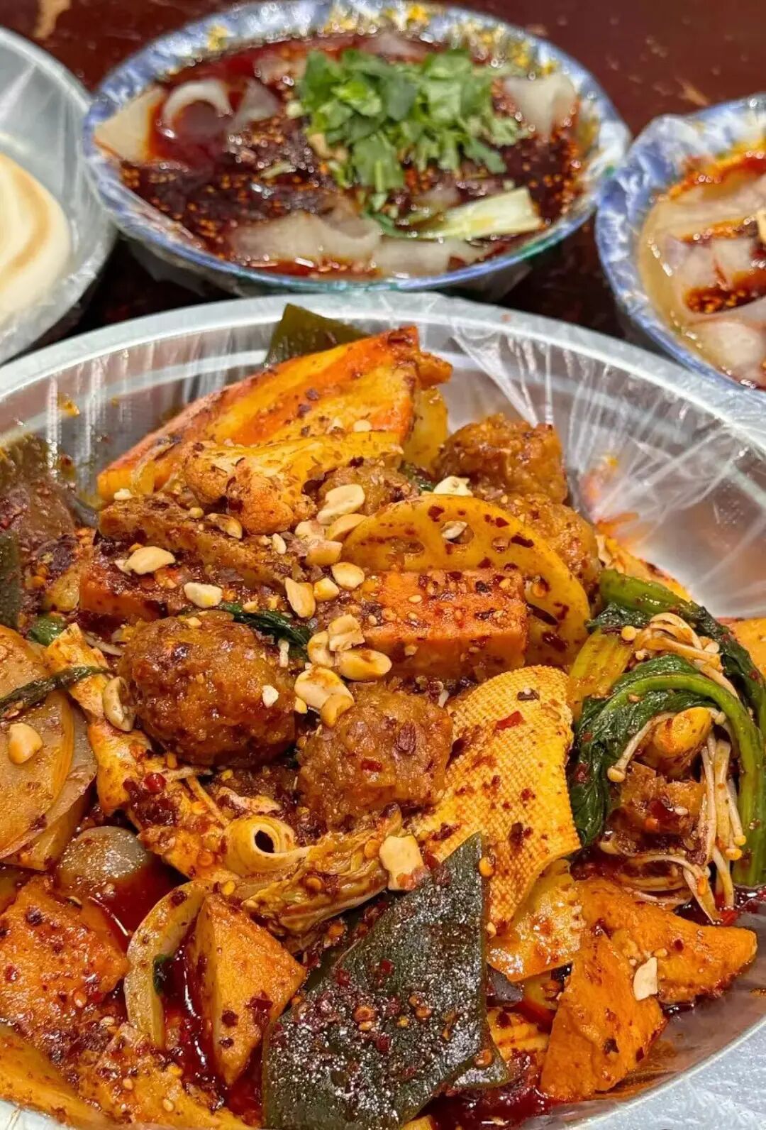 一碗麻辣烫引燃全网热潮,这座甘肃老城,其美食魅力超乎你想象