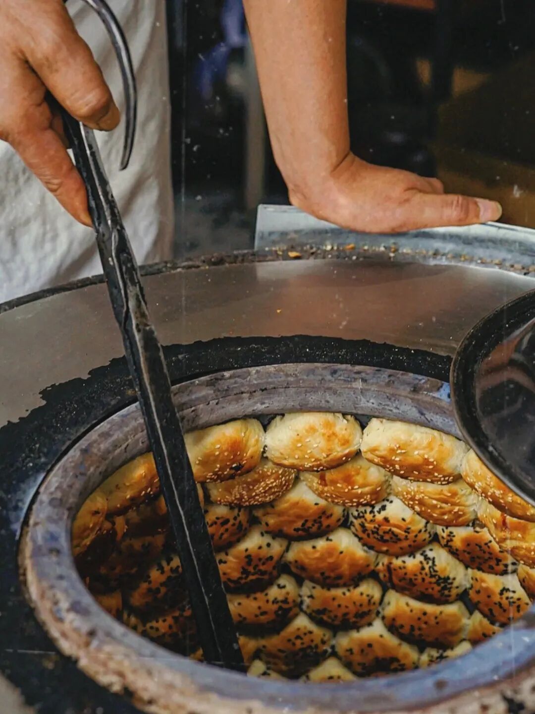 数不尽的桃花源徽州的春天,是黄山的缥缈云海,是"天空之城"木梨硔村的