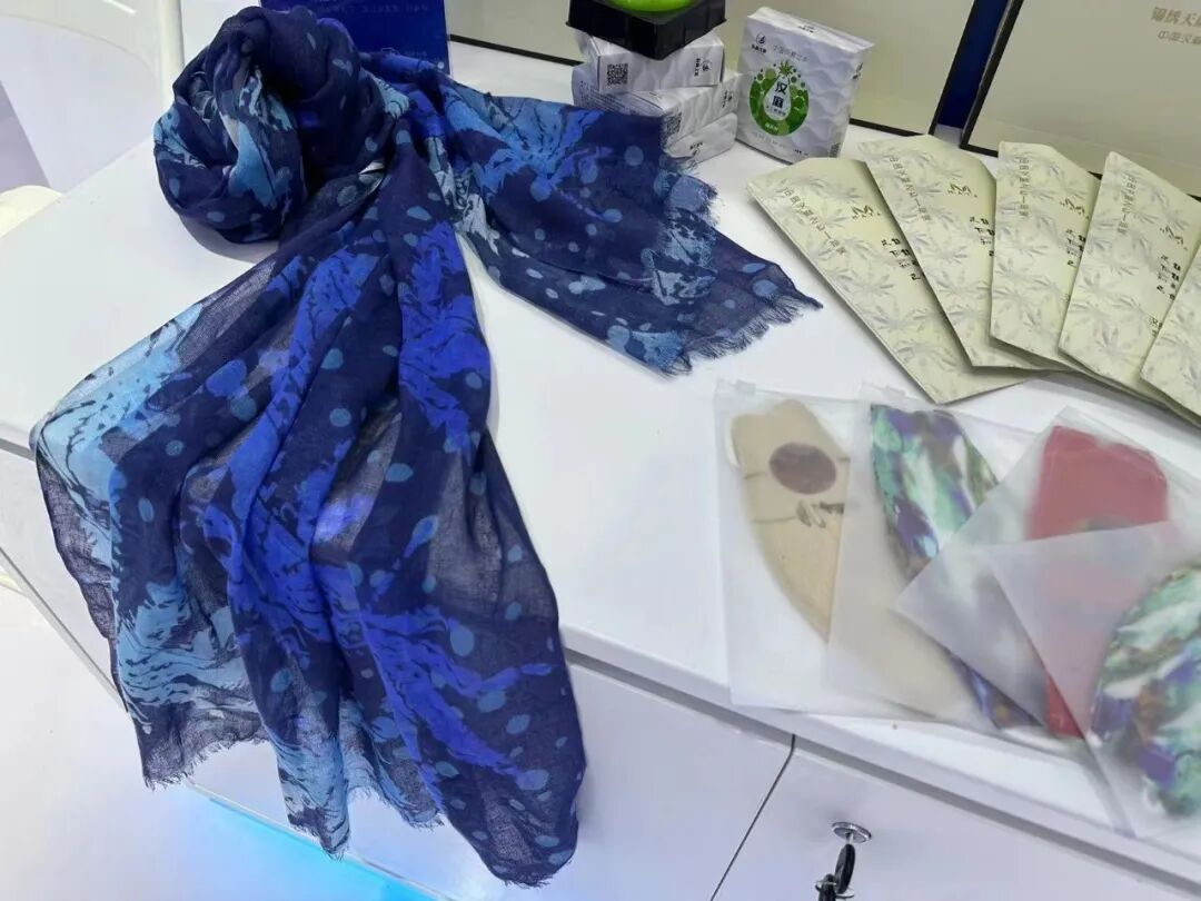 孙吴汉麻创意衍生品闪靓深圳文博会