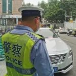 即日起，违停将先短信通知，不再直接罚200！这些城市已实施…