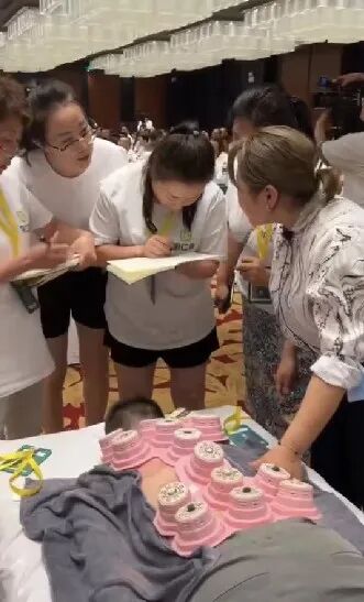 华佗怎么刮痧我国将大力推广中医适宜技术 使基层中医药服务基本全覆盖_https://www.jmylbn.com_新闻资讯_第12张