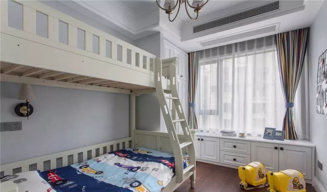 兩個小孩為了床鬧不和？你的兒童房可能需要這麼設計～ 家居 第8張