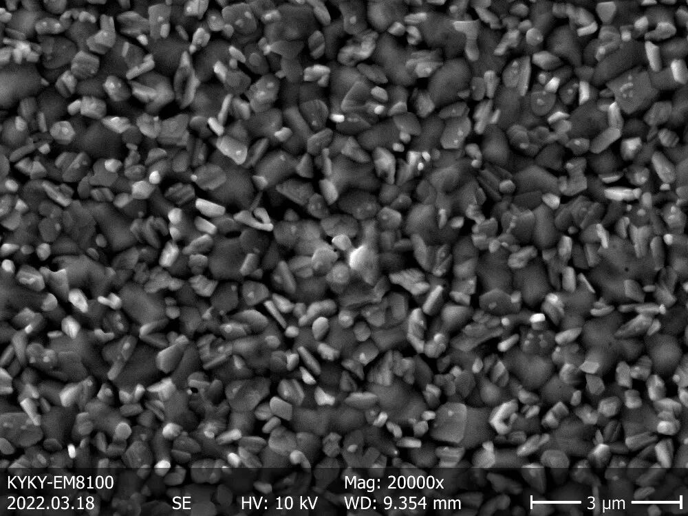 扫描电镜在钙钛矿太阳能电池中的应用