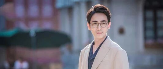 30岁朱一龙被无偿辞退：从来没有稳定的工作！