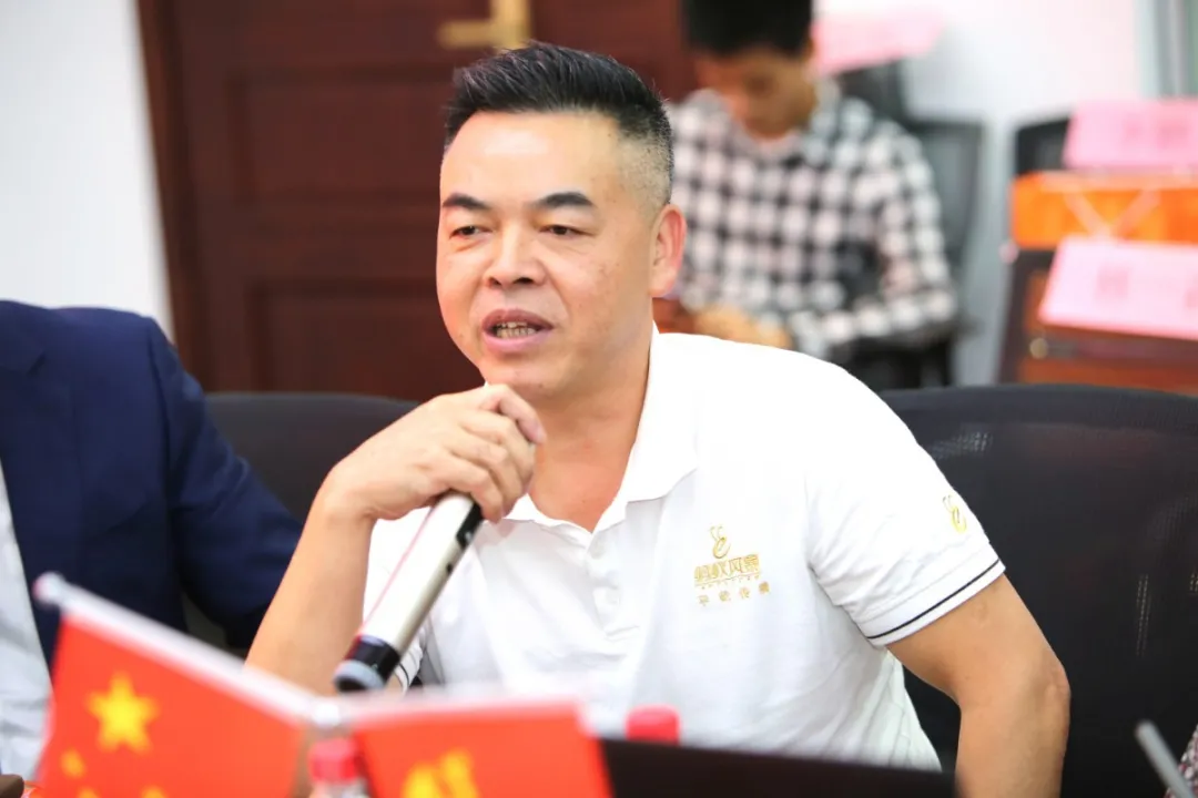 张乾.jpg