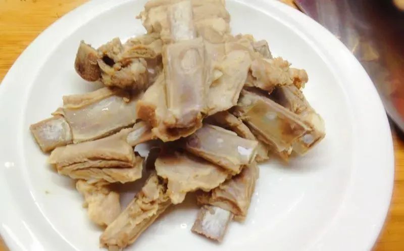 家常菜：孜然羊排的做法，鲜香滋补