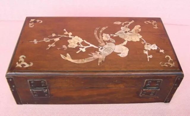 缅甸花梨木 中国明清七大传统红木家具用材之一 红木保养 万宝红批发红木家具网