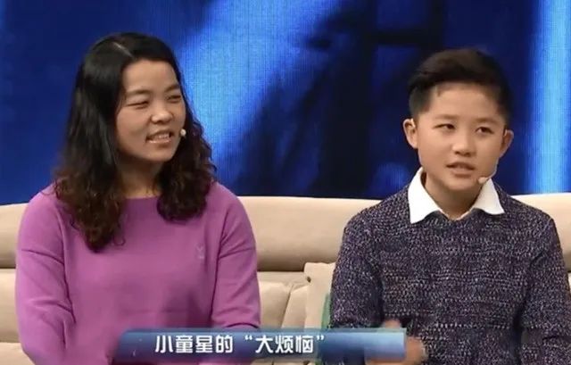 他五岁出演《还珠格格》，如今22岁看着却像10岁，他经历了什么？
