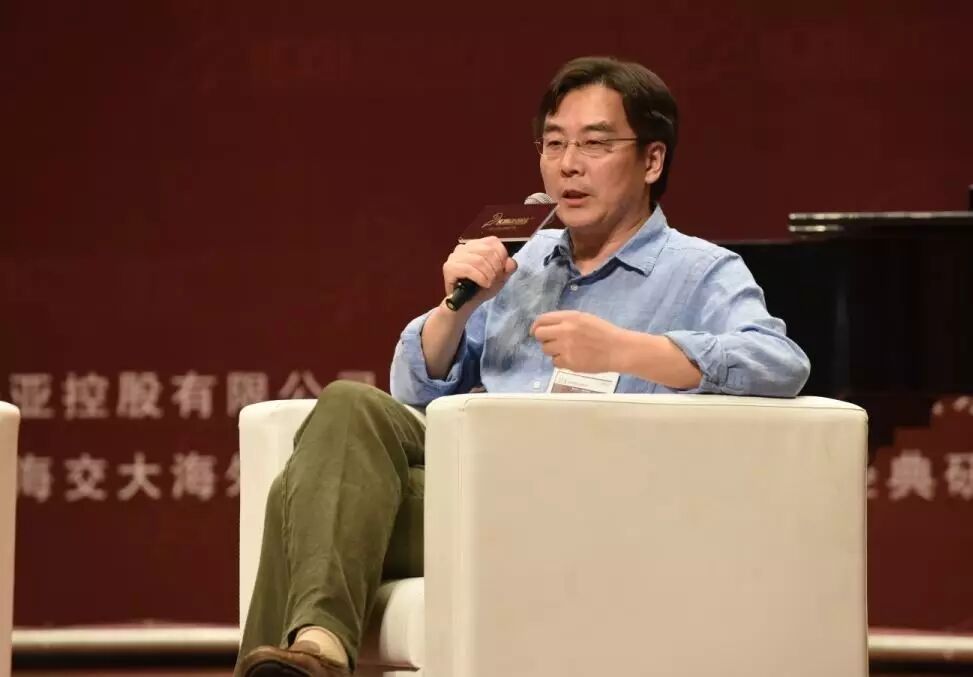 在论坛环节,上海音乐学院教授,研究生导师,著名演奏家,教育家周雄老师