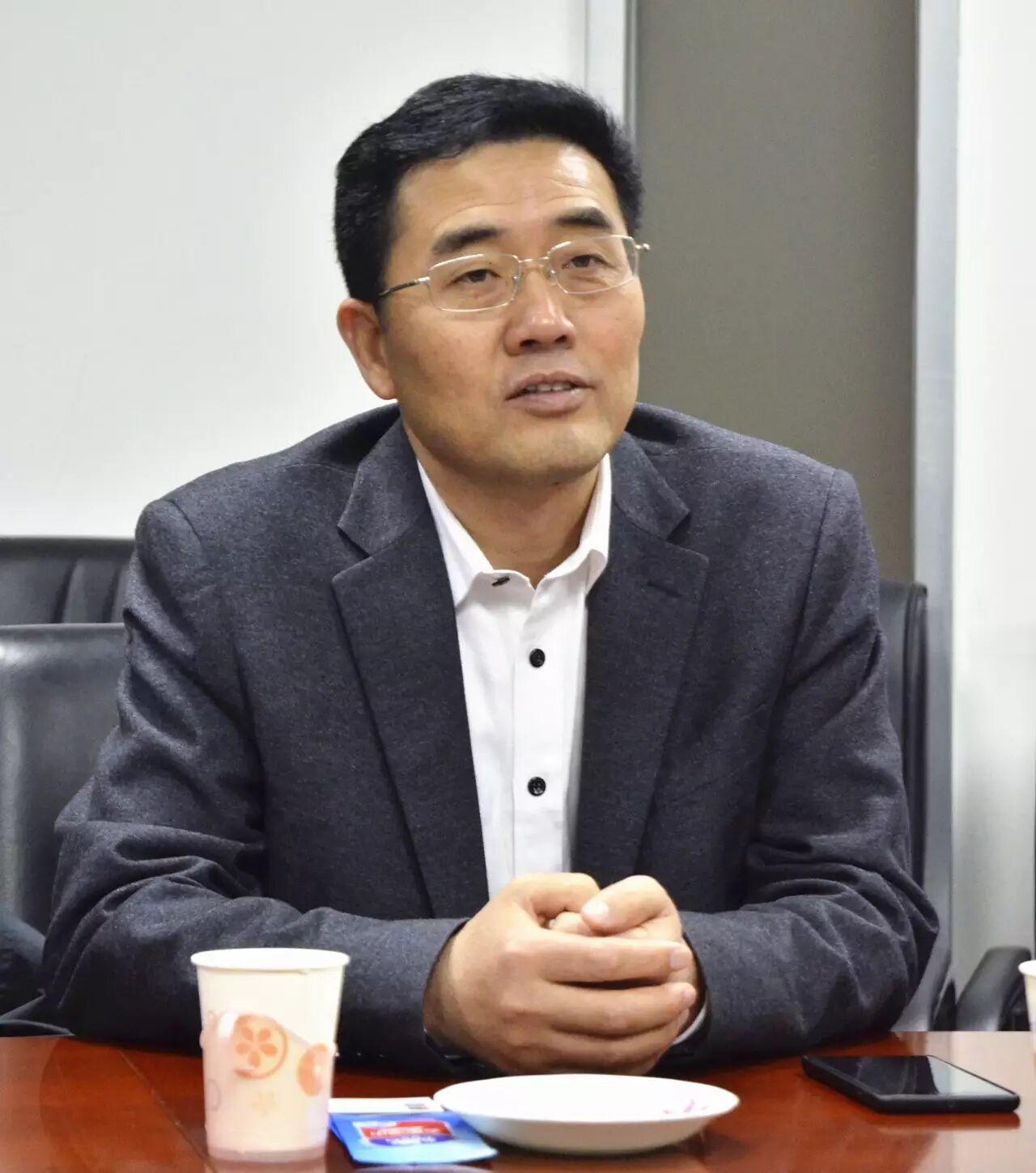 平舆县委书记张怀德一行到访中国建筑防水协会