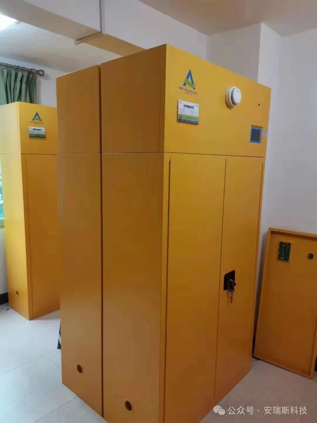 實(shí)驗(yàn)室空氣安全：守護(hù)科研人員的隱形防線(xiàn)