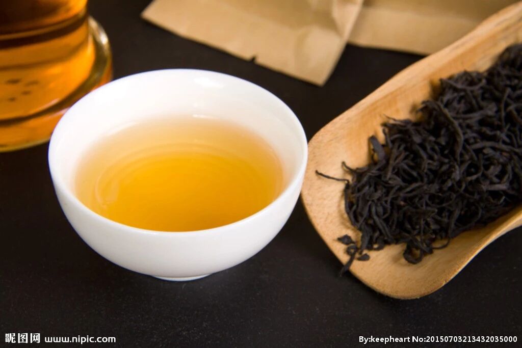 喝茶喝出了“水味”，是什么意思？