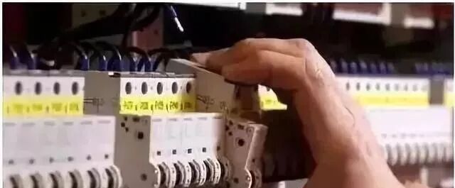老電工整理的14條照明配電箱安裝禁忌，趕緊收好！的圖9