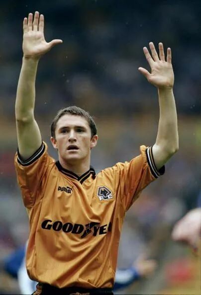 巅峰时期的罗比-基恩是如何踢球的(多gif图)