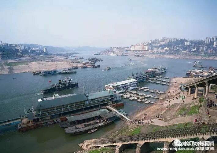 梦回三峡川江老客轮