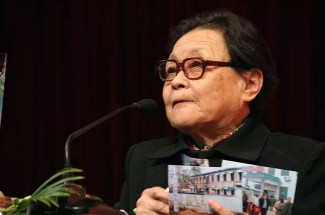 如何假装成一个国家的罪人