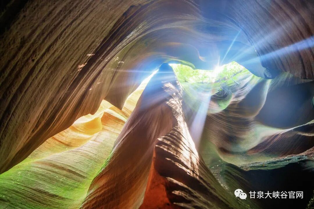 甘泉大峡谷景区邀请全国小升初及中高考学子免费游