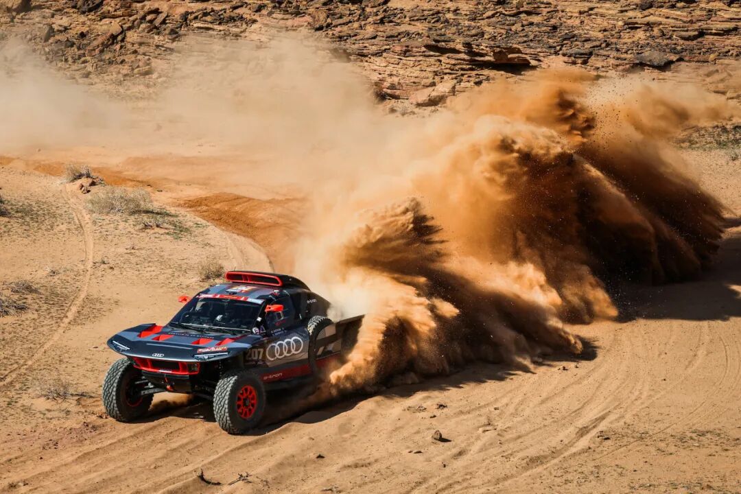 2024达喀尔拉力赛:奥迪rs q e-tron的胜利之旅-爱卡汽车爱咖号