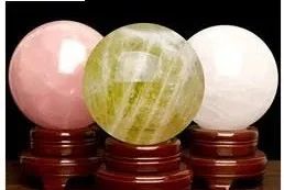 天然粉色水晶镯子图片_天然粉水晶福袋价格_天然黄水晶球哪里买