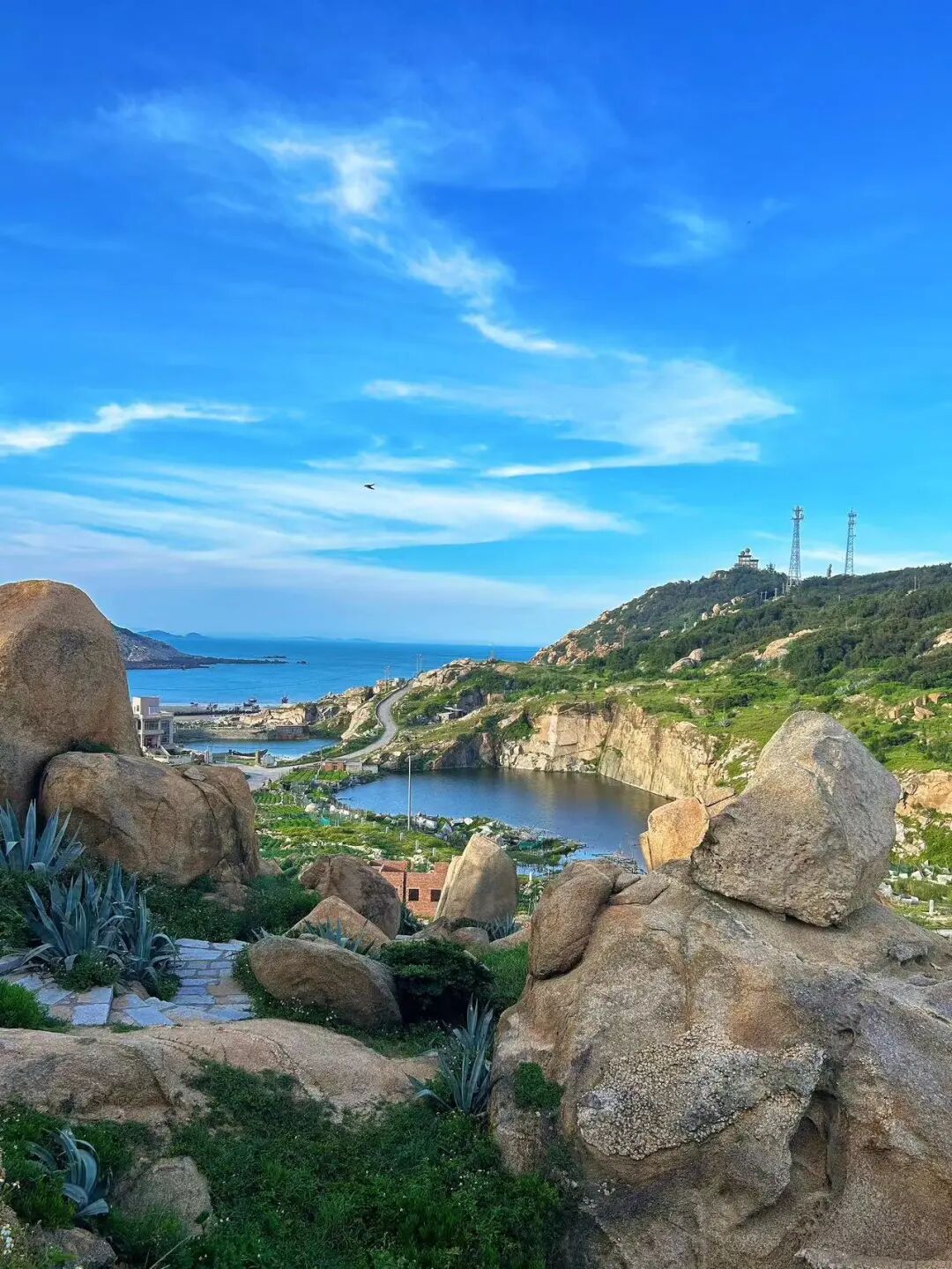 年味不输潮州，与台湾隔海相望的山海小城，遍地10块钱小吃，冬日还能追橘子海夕阳