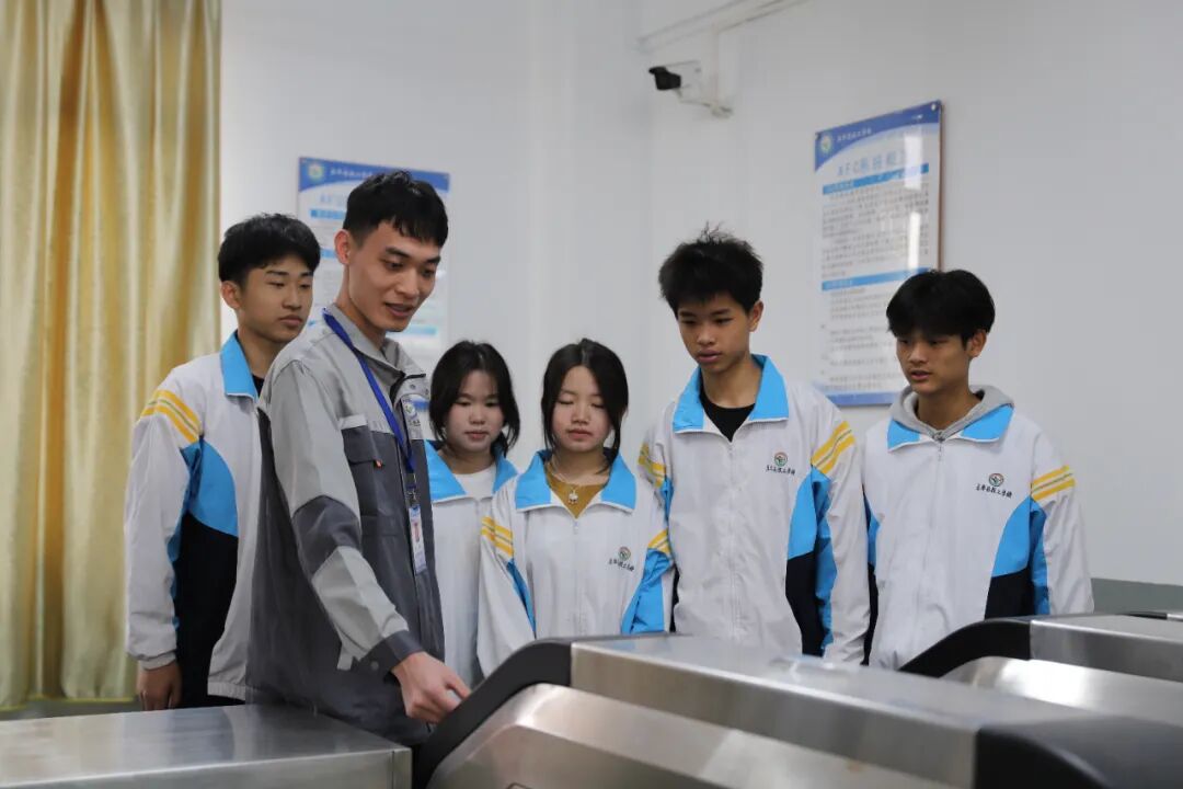 城市轨道交通运输与管理专业_城市轨道交通运营管理就业前景_轨道交通管理专业