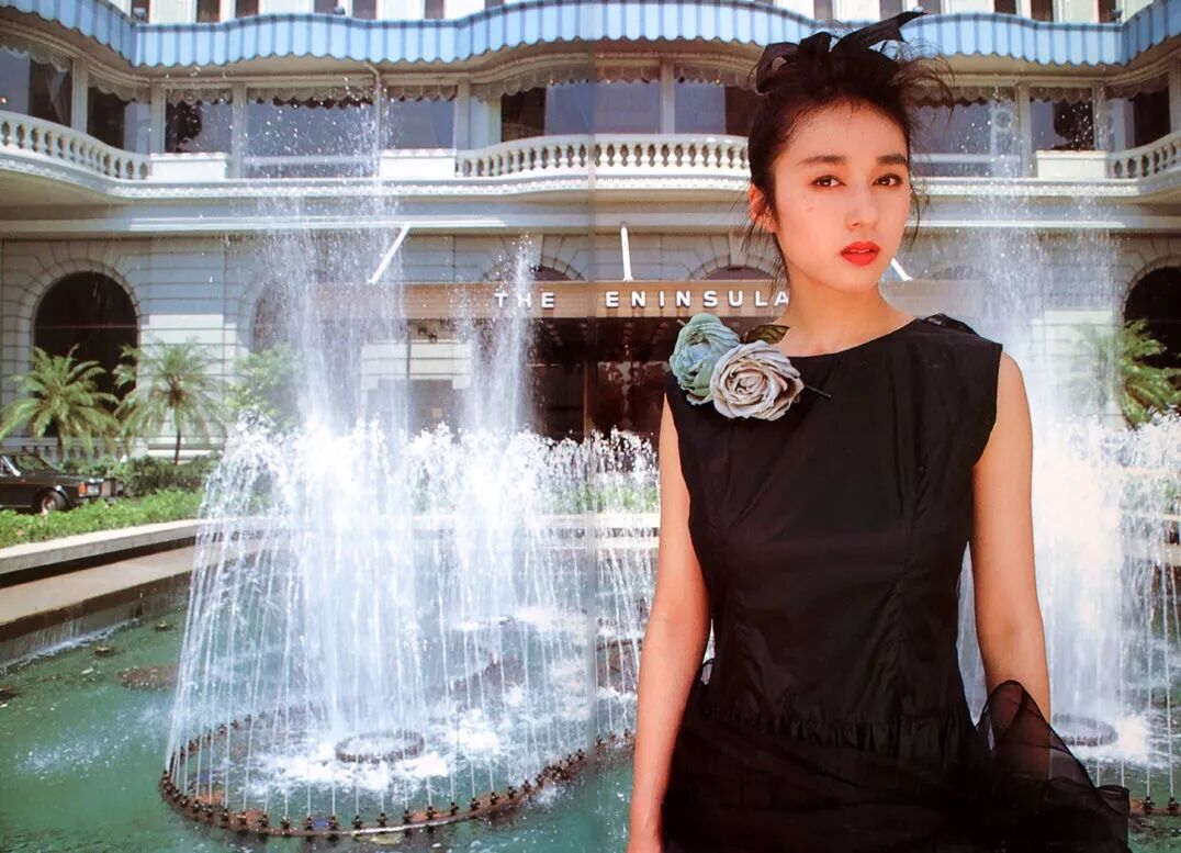 日系胶片风大师作品 青山知可子 上海旅游