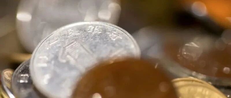 9月金融数据全面超市场预期，央行称允许宏观杠杆率阶段性上升